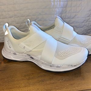 TIEM Cycle Shoes with Cleats